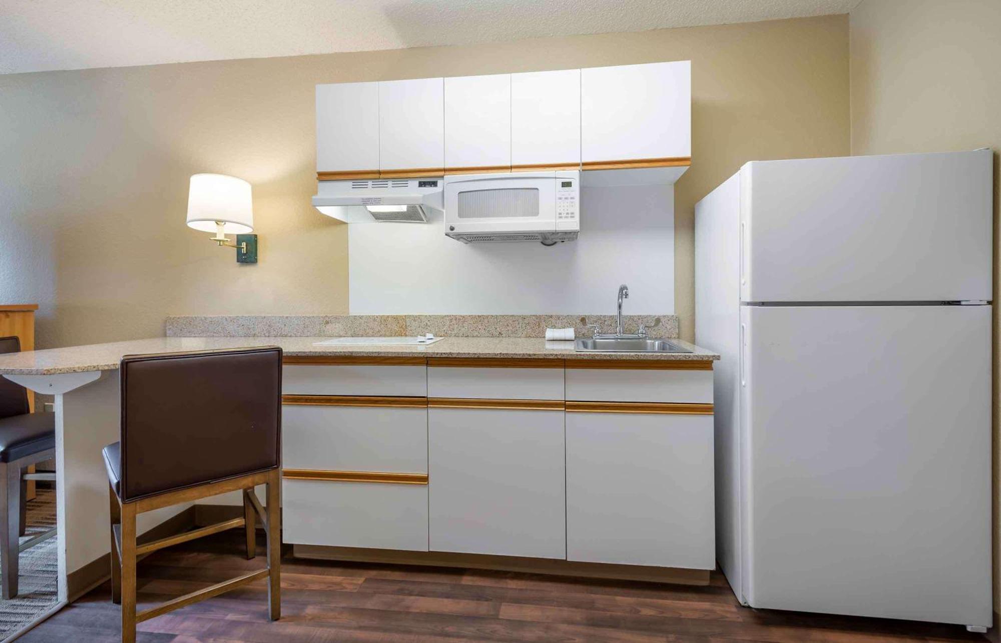 Extended Stay America Suites - Newark - Woodbridge Zewnętrze zdjęcie